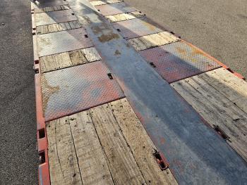 F-S44-/ 4 x STEERING / HYDRAULIC RAMPS / EXTENDABLE